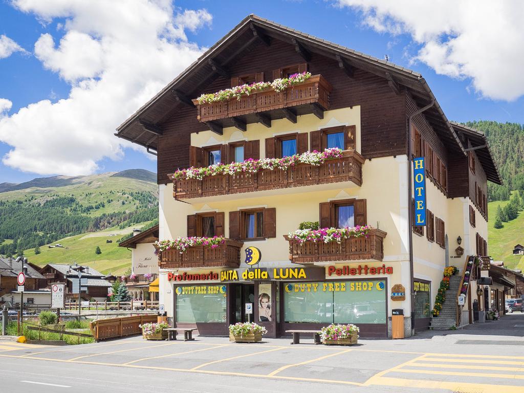 Hotel Baita Della Luna Livigno Exterior photo